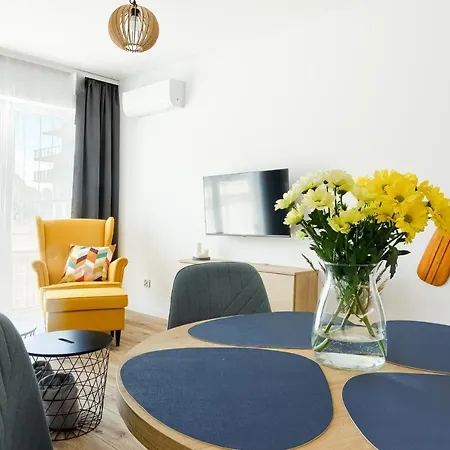 Navy Blue Dream - - Basen - Parking Dziwnów