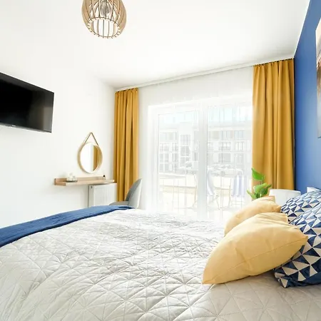 Navy Blue Dream - - Basen - Parking Апартаменты Дзивнув