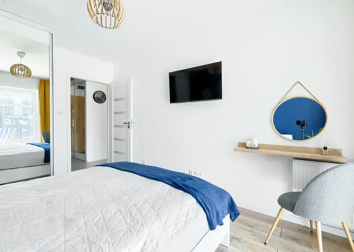 Navy Blue Dream - - Basen - Parking *