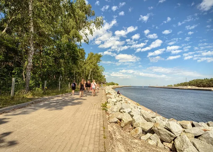 Navy Blue Dream - - Basen - Parking Apartment