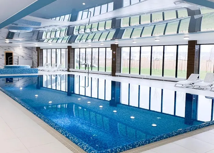 Apartment Navy Blue Dream - - Basen - Parking